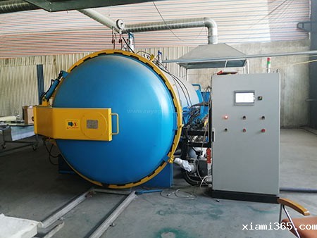 碳纤维车身热压罐