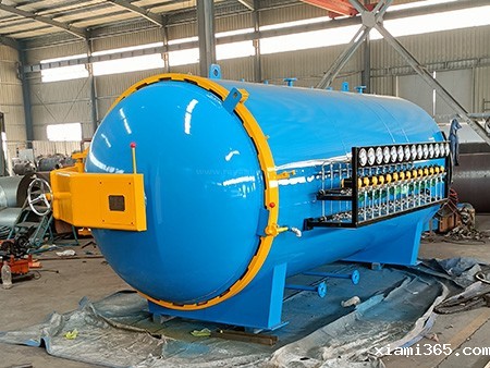 体育用品热压罐